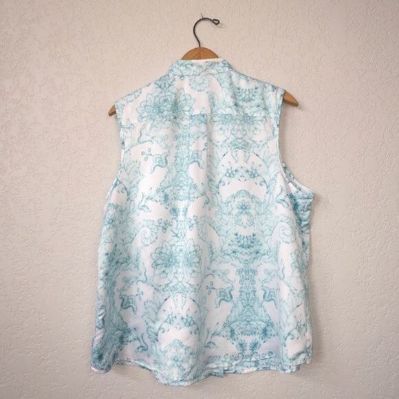 Cabernet Button Down Tank Top‎ - Picture 4 of 6